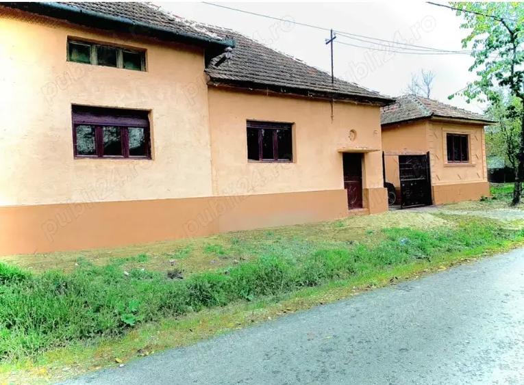 Vindem o proprietate bine ingrijita la ?ara la 35 km de Oradea - 1