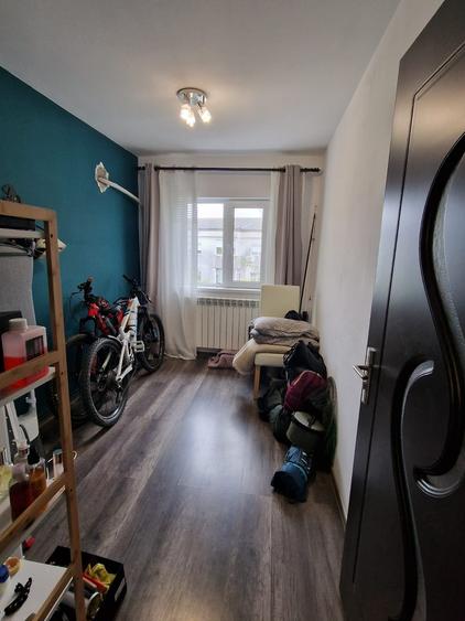 Apartament cu 3 camere ,decomandat, zona Alexandru cel Bun - 9