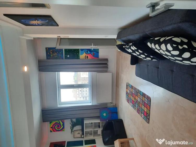 Studio LUX Piata Romana 40mp - 18