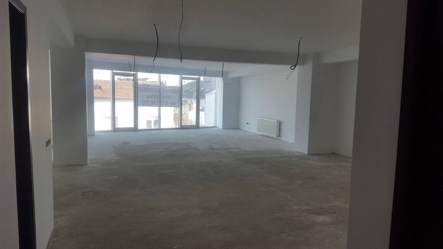 Apartament/birou 200 mp in zona centrala cu parcari incluse/pret 2200 euro/luna - 2