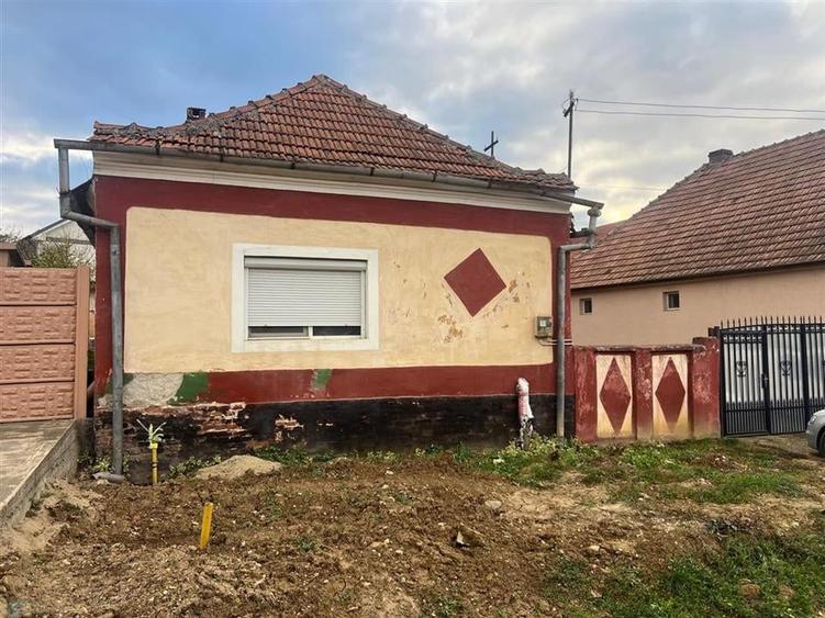 RECO, Casa cu teren intravilan, Cihei, toate utilitatile - 1