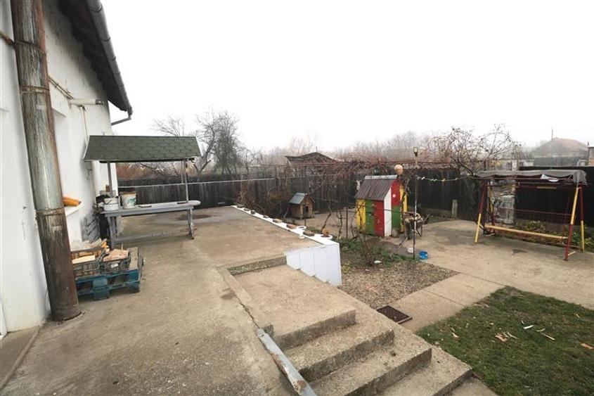 Casa 200 mp+ teren 1100 mp, 2 fronturi stradale - 5