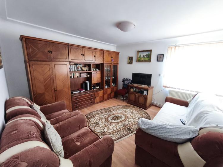 ROANDY-Casa solida cu teren generos - Manesti - 2