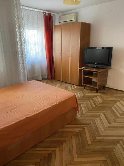 Inchiriez garsoniera cu contract ANAF, decomandata, situata in Drumul Sarii in bloc mixt de 4 etaje - 8