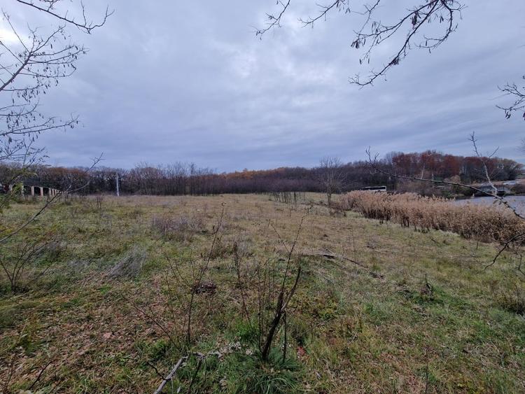 De Vanzare! Teren intravilan cu deschidere la lac - 10