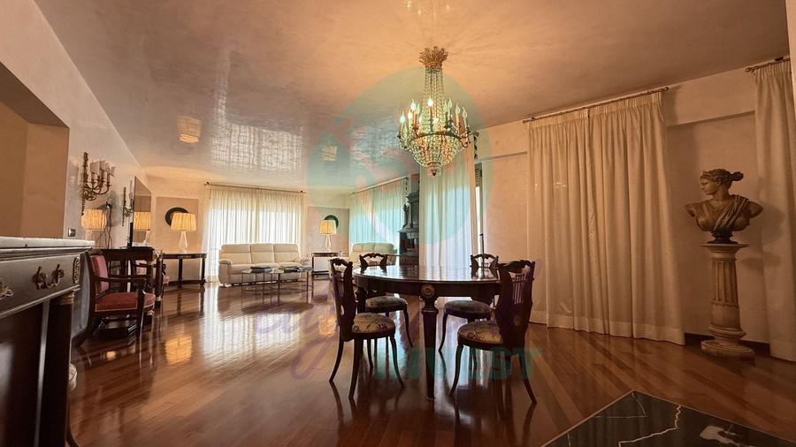 4 camere de lux în Primăverii cu terasă și 2 parcări - 1