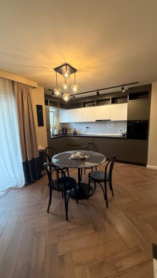 TRAIAN ZONA PIZZA PLUS -apartament 2 camere finisat modern etaj8/8 - 9