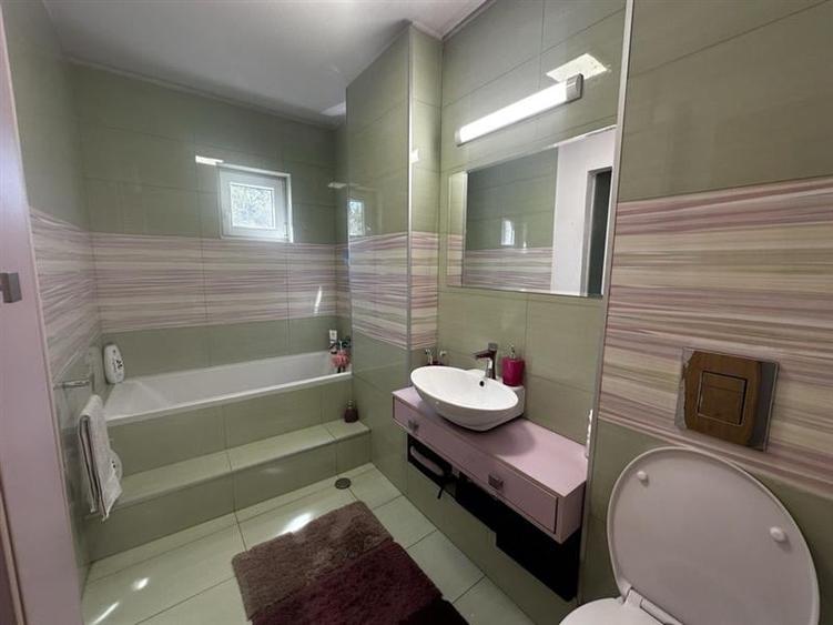 Mobilat si utilat modern la etajul 2/4 - 3