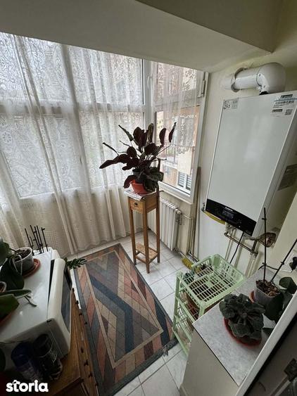 Apartament 4 camere decomandate , etaj 1 , Carpati 2 - 2