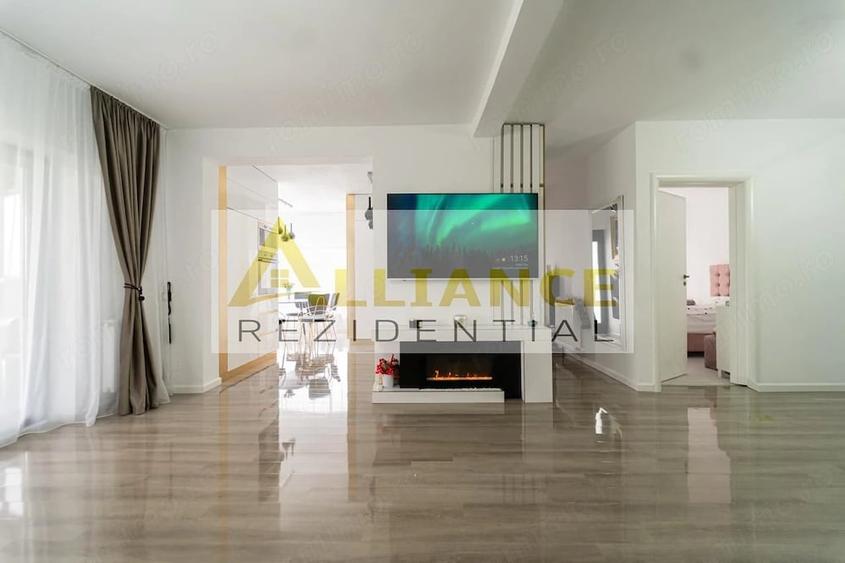 Casă cu 8 camere cu Teren 755 Mp în Frumușani