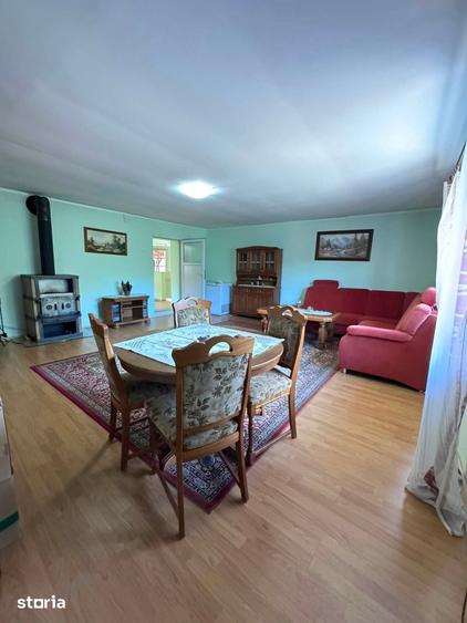 Casă cu 2 camere cu Teren 2380 Mp în Iacobeni