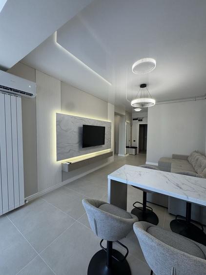 Inchiriez apartament 2 camere Premium Mamaia Nord Navodari - 1
