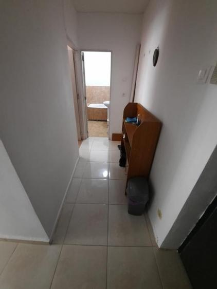 Apartament cu 1  camera decomandat, etajul 4/8, zona Pacurari - 4