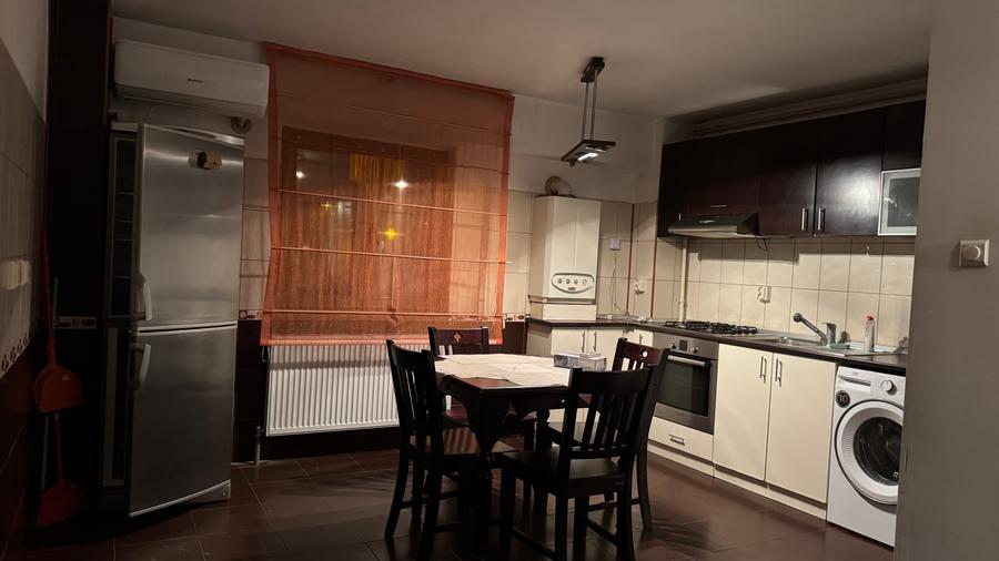 3 camere mari aproape de bulevard - 10