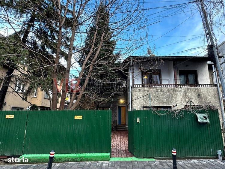 Vila Floreasca - Compozitori - Curte - 5