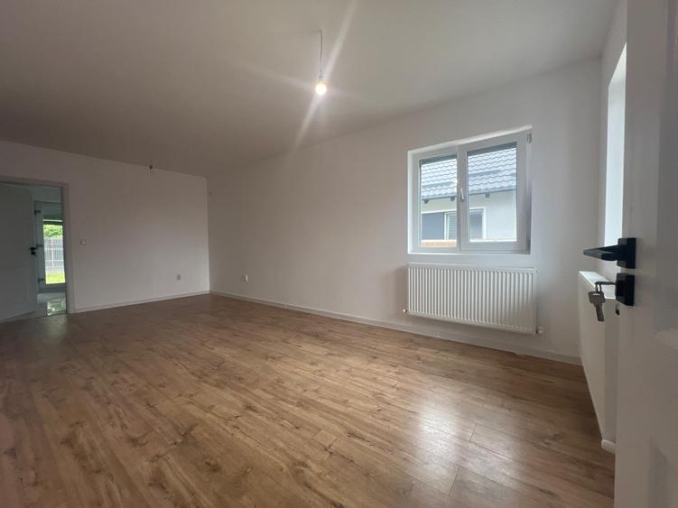 PROPRIETAR: Casă individuală, finisaje premium - LA PREȚ DE APARTAMENT - 8