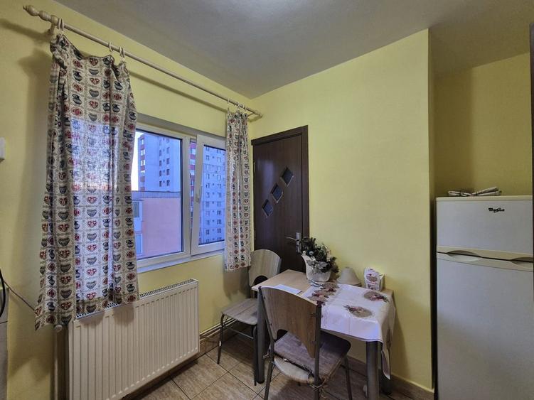 Vlahuta, garsoniera sectiune mare - 6