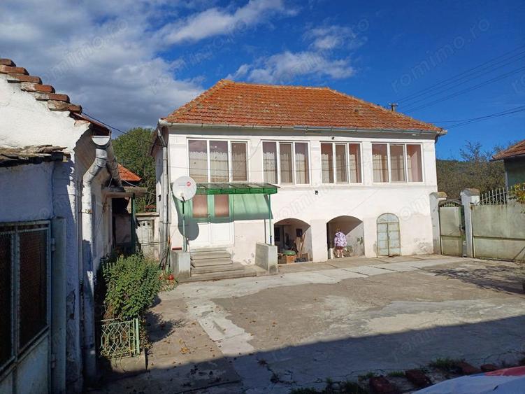 Vand casa in Baie?ti sau schimb cu apartament in Deva - 4