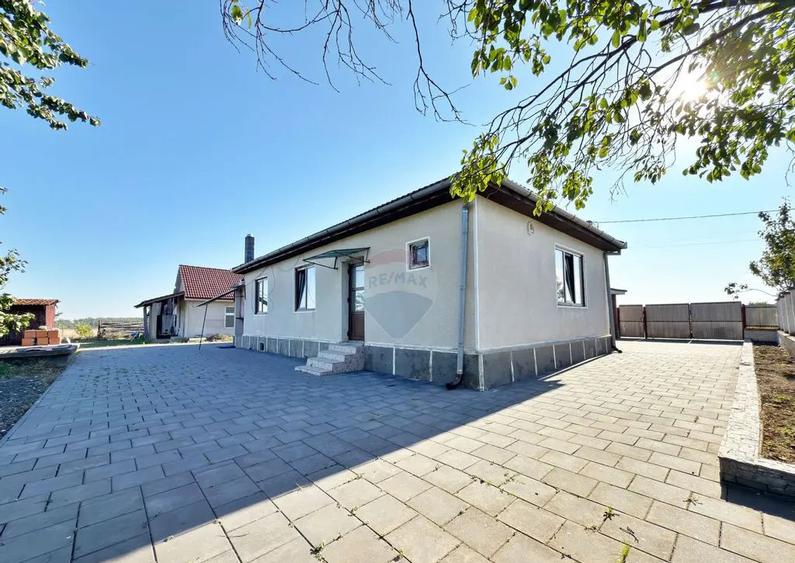 Casa cu 5 camere de vanzare loc. Frumu?eni, jud. Arad - 18