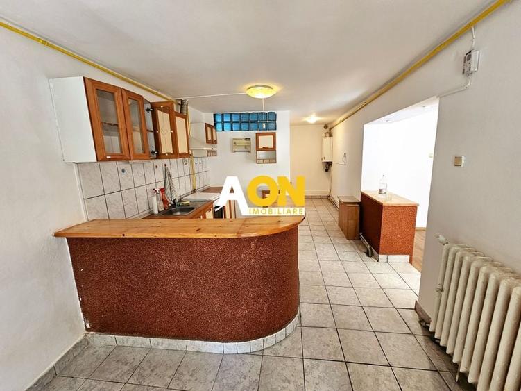 Casa 5 camere, 369 mp teren, zona Centru, pretabila pentru birouri - 4