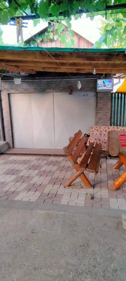 Casa de vanzare in spate la bloc privilege - 6