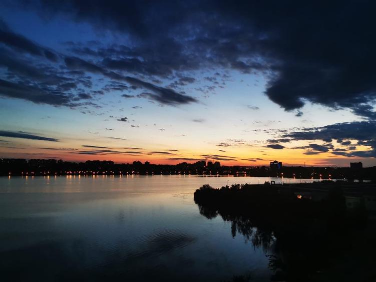 Apartament cu priveliste spectaculoasa catre lac, complet mobilat si utilat!!! - 9