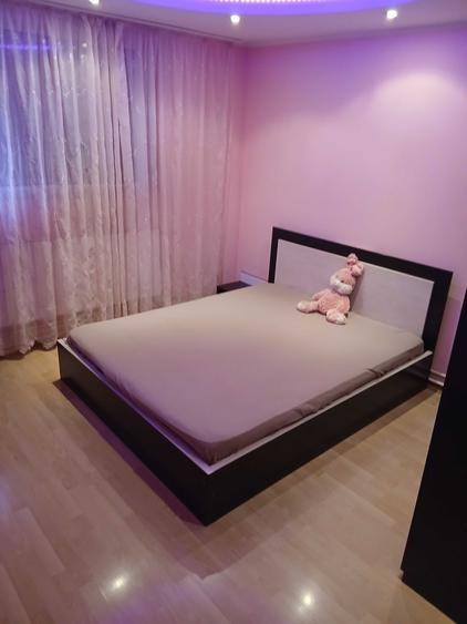 Apartament cu 2 camere decomandat în Micro 18