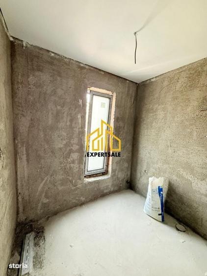 Casă cu 4 camere în Prelungirea Ghencea