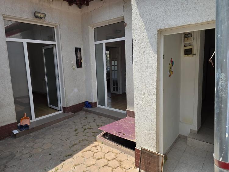 Exclusivitate - Tomis 1 -  Str. Mihai Viteazu - Casa 7 camere - 7