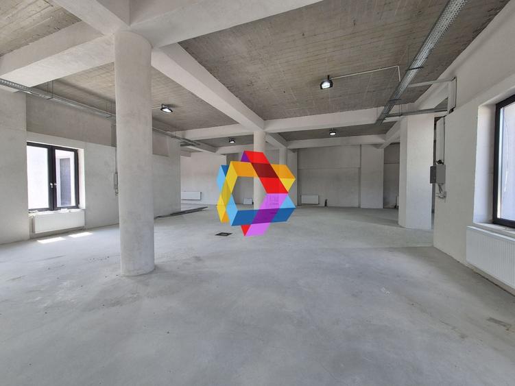 Spațiu industrial, de 1,240 mp, în Bod