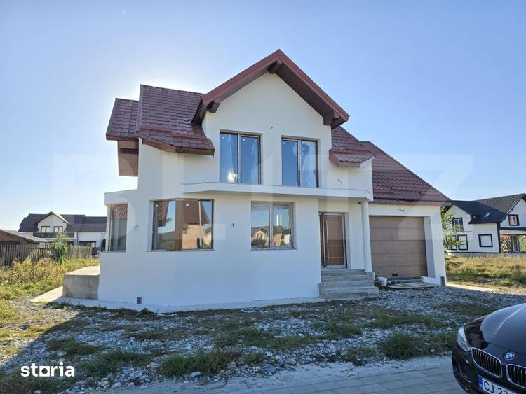 Casă cu 4 camere cu Teren 400 Mp în Central