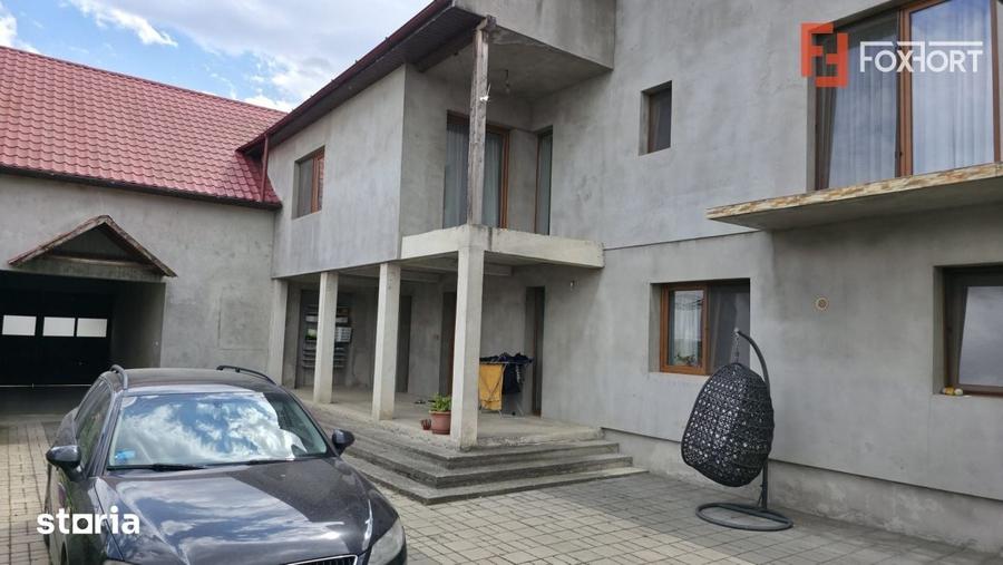 Casă cu 6 camere cu Teren 350.82 Mp în Central