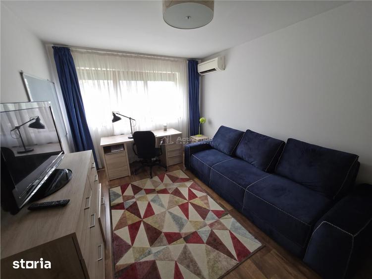 Casă cu 4 camere cu Teren 179 Mp în 1 Decembrie