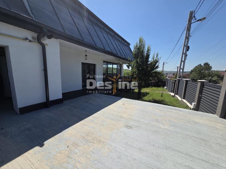 Casă individuală cu 6 camere cu Canalizare în Rediu