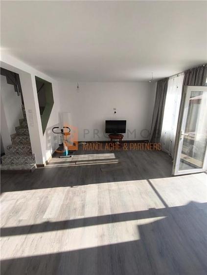 Casă individuală cu 5 camere cu Teren 1350 Mp în Vintilă Vodă