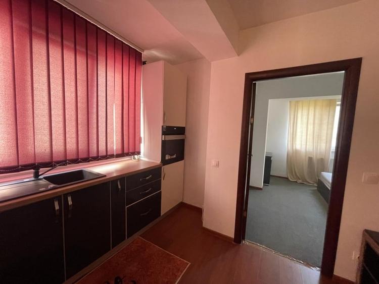 Apartament cu 2 camere decomandat, mobilat în 1 Mai