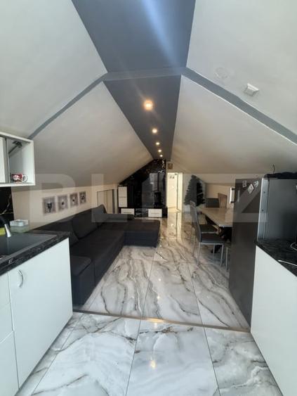 Apartament cu 4 camere decomandat, mobilat în Micro 11