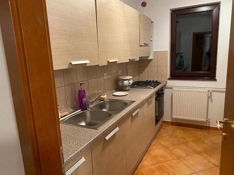 Apartament cochet pe platoul Izvor din Sinaia Confort, lini?te ?i acces rapid la ora? - 8