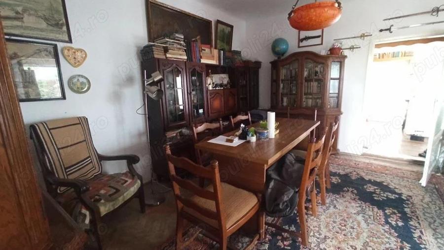 Casa centru istoric doua corpuri cladire 3 camere - 4