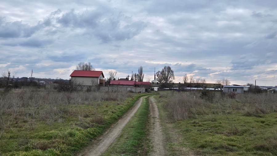 Loc Agigea / Judetul Cta /Teren intravilan 500 mp cu o deschidere stradala 16 ml - 6