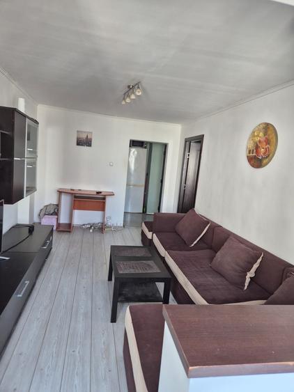 Apartament 3 camere, zona Slajan - 1