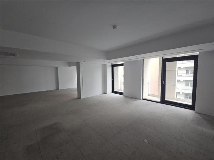 Spatii de birouri in cladire noua zona Eminescu de la 205 mp - 19