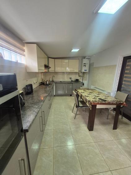 Casă în Năvodari, zona Lac Tăsăul! - 4