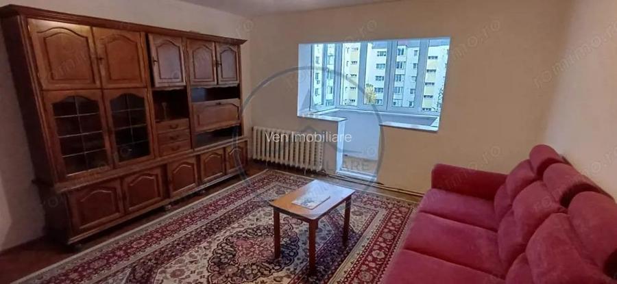 Apartament 2 camere, semidecomandat Zona Decebal