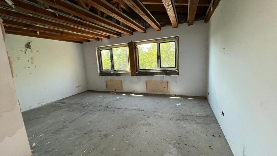 REV2003072 Vila in Ghermanesti cu teren I Piscina I Sauna - 13