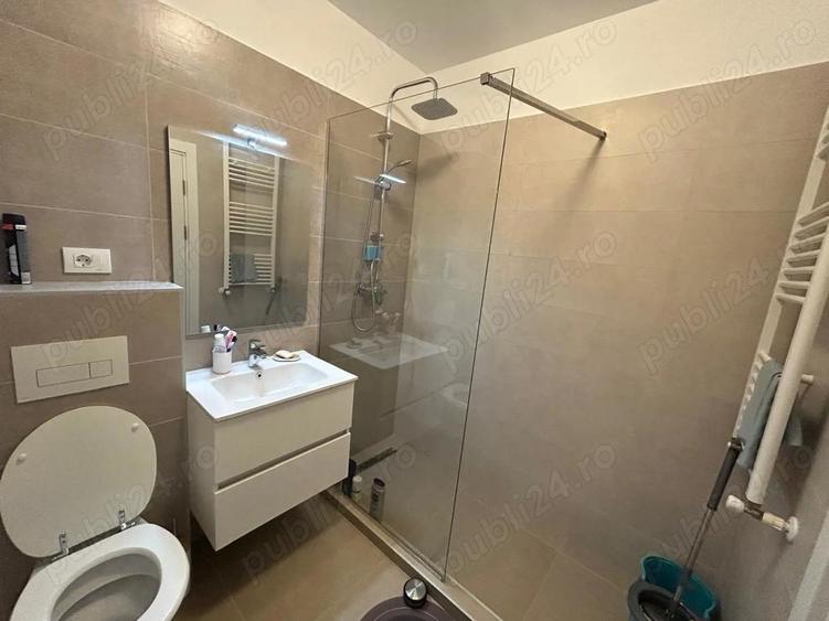 Inchiriez garsoniera cu dressimg separat - 3