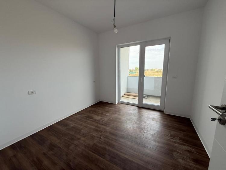 Apartament 2 camere, etaj 2/3 in Giroc - Hotel IQ - 3