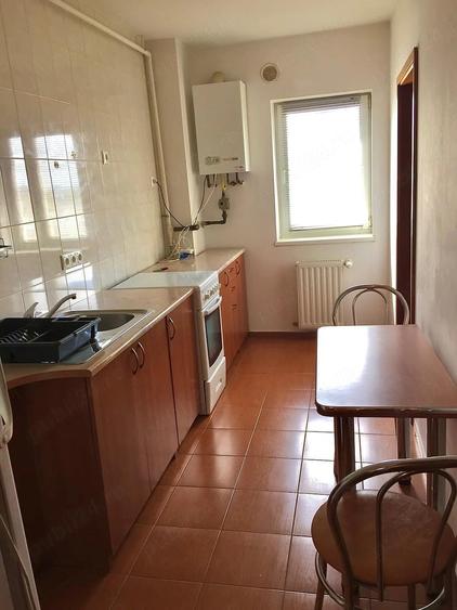 Apartament cu 2 camere decomandat în Aradului