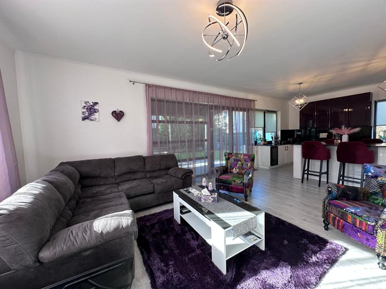 Casă modernă de vânzare în Someseni - 4