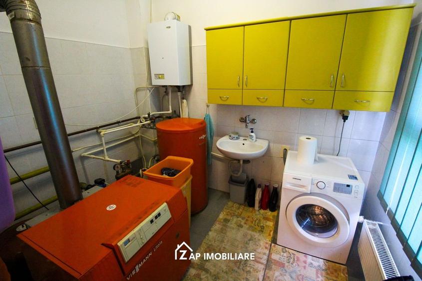 Unirii - Casa Zona Romcab -  400mp - 1259 mp teren - Garaj dublu - piscina - 33